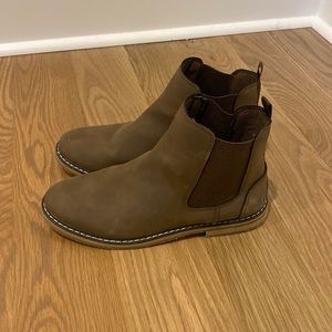 Boys boots